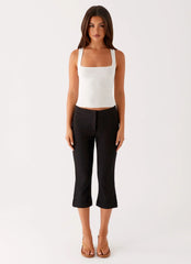 Rue Capri Pants - Black